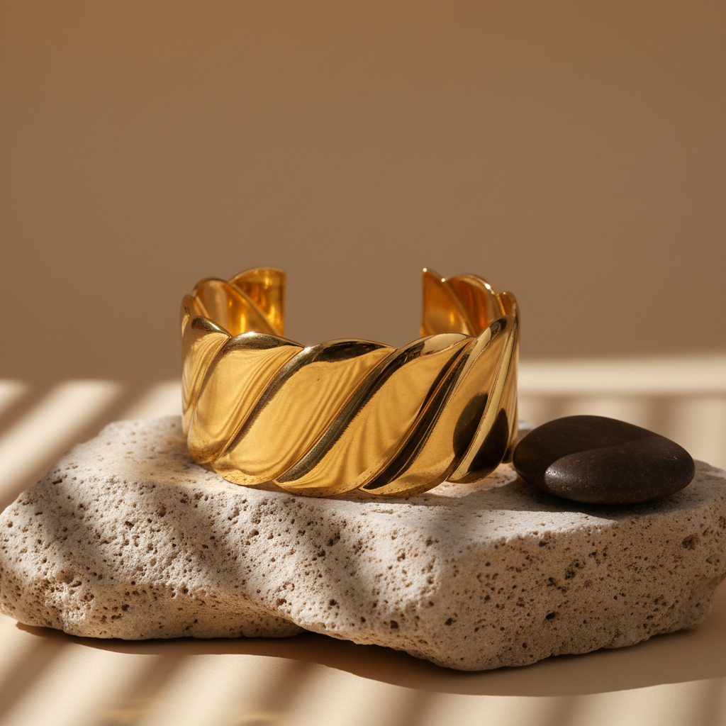 Twisted Harmony Statement Cuff – Bold & Timeless Elegance