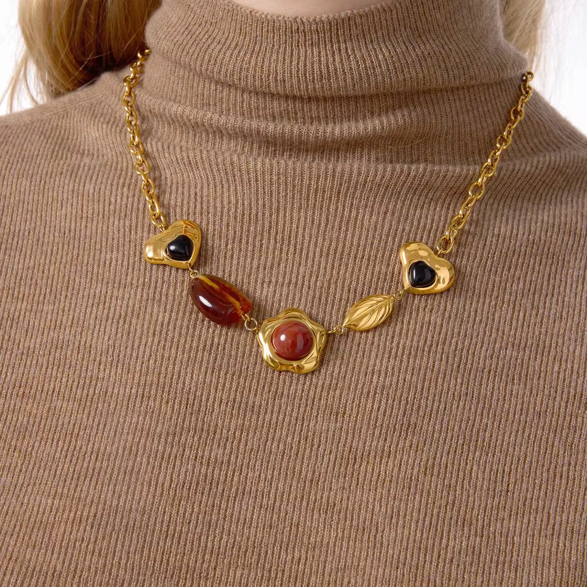 Amber & Blackstone Elegance Necklace