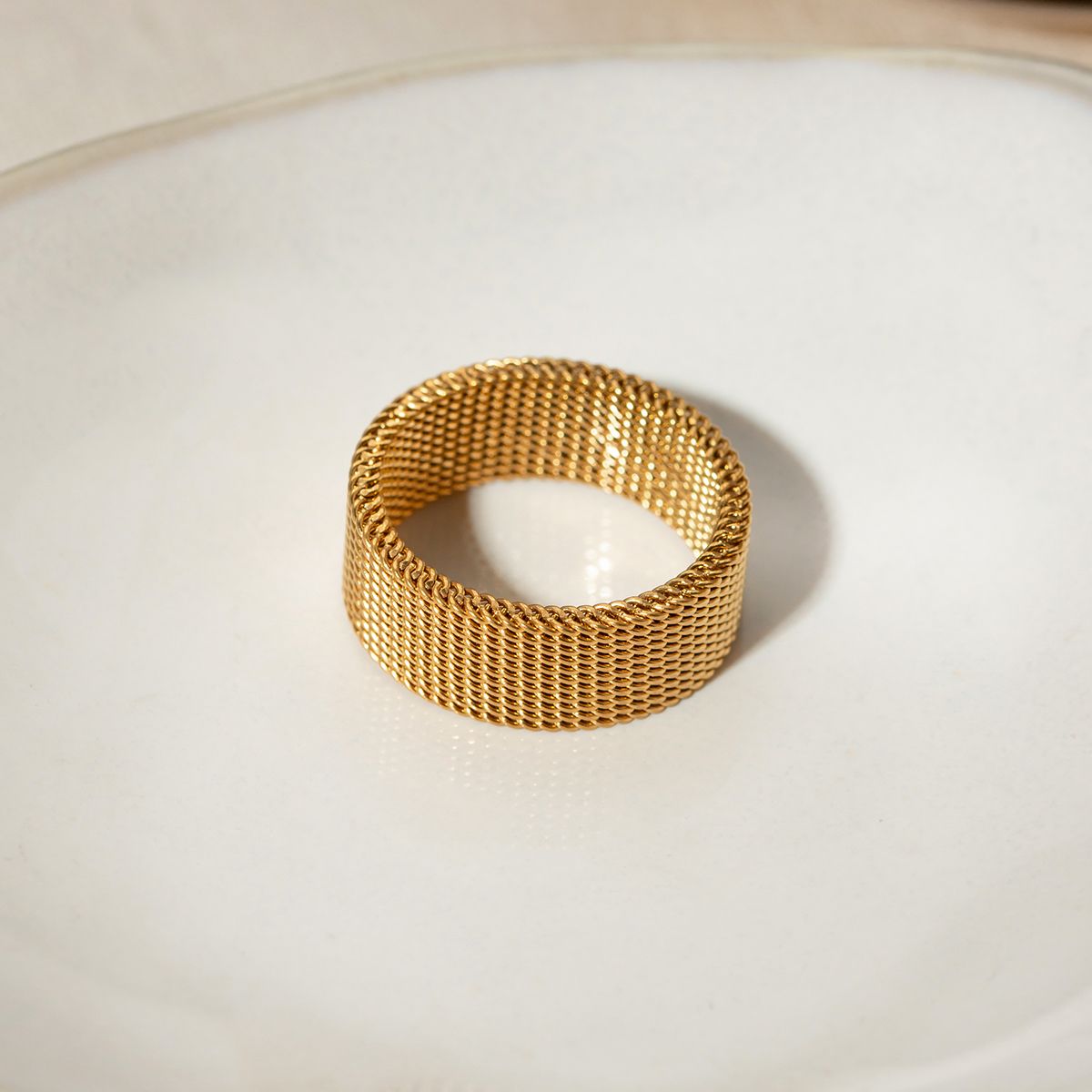 Gold Mesh Band Ring